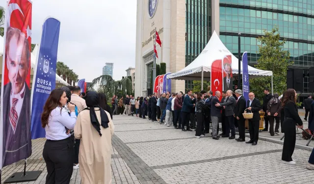 Bursa Büyükşehir ailesi bayramlaştı