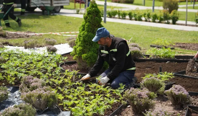 Keçiören yazı rengârenk karşılıyor