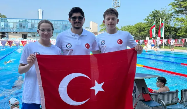 Bursa Yıldırımlı genç yüzücüler Türkiye'nin gururu oldu