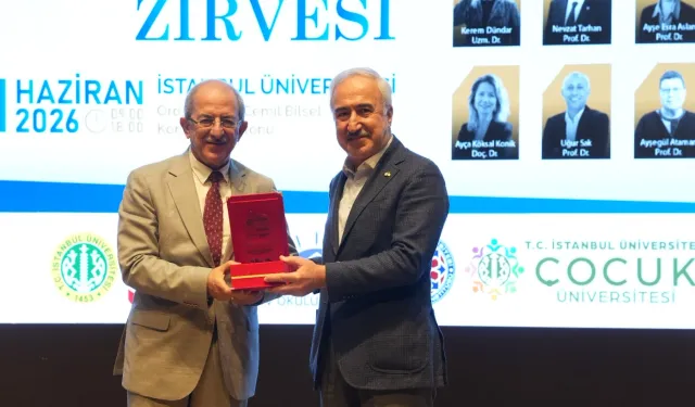 Eğitimde Zekâ ve Yetenek Zirvesi'nde geleceğin modelleri konuşuldu