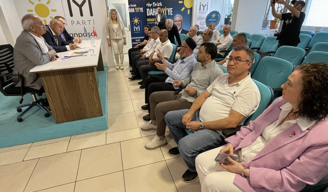 İYİ Parti Aydın Milletvekili Ömer Karakaş Gaziosmanpaşa'da Muhtarlarla Buluştu