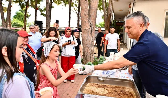 Antalya Muratpaşa'da 'engelsiz' ikram