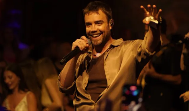 Murat Dalkılıç'tan İstanbul'da 5 saatlik müzik şöleni