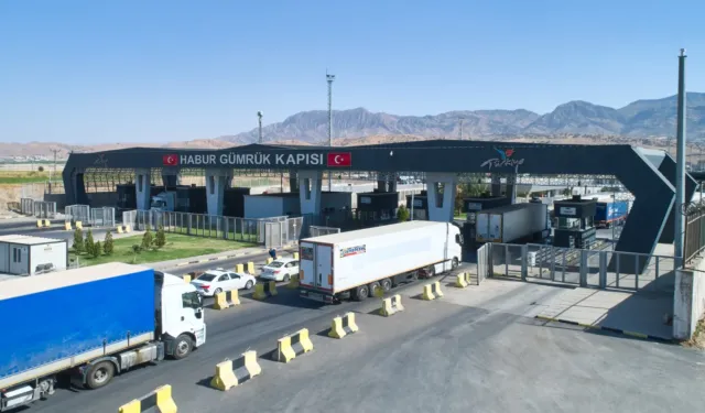 Habur'da 2026'nın TIR çıkış rekoru kırıldı