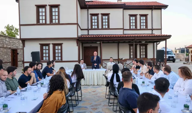 Konya Meram'da AK Parti Gençliği ile buluşuldu