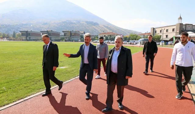 Kayseri Talas yamaç paraşütü iniş alanına tartan pist