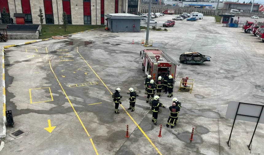 Kocaeli İtfaiyesi’nden AKUT’a eğitim