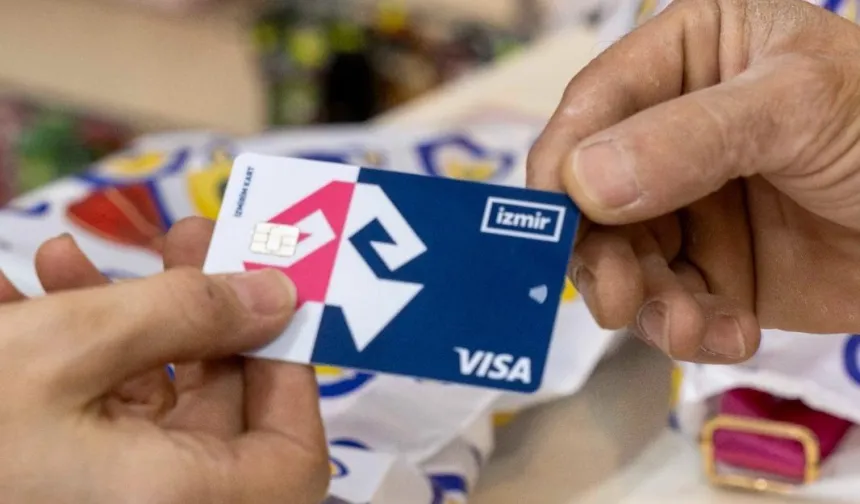 İzmir Büyükşehir öğrencinin yanında