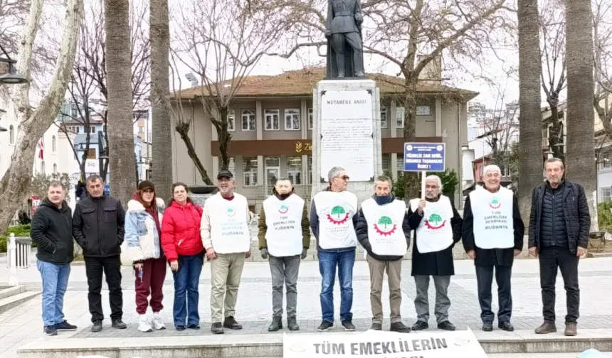 Emekliler eylemlerini sürdürüyor