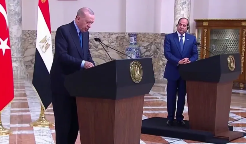 Cumhurbaşkanı Erdoğan es-Sisi ile görüştü... Ticaret, turizm ve bölgesel barış gündemde