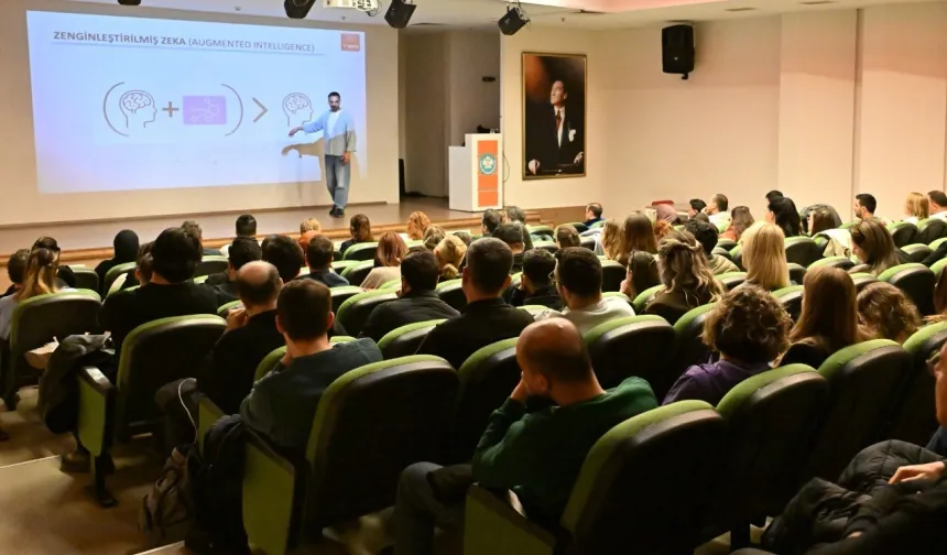 Manisa Büyükşehir personeline yapay zekâ eğitimi