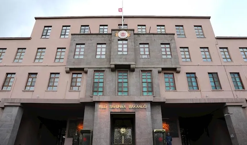 MSB: İran'da ateşlenen üçüncü füze engellendi!