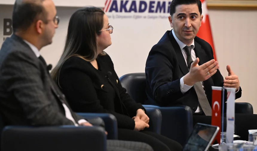 BTSO Akademi'de veri temelli vergi gözetimi semineri