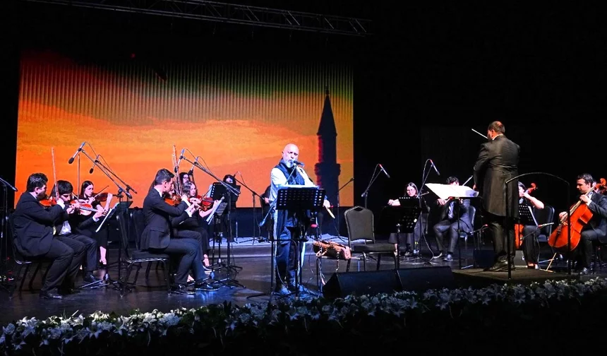 Kocaeli'de ney ile klasik müziğin senfonik dansı