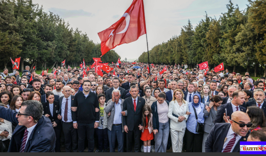 Özgür Özel’den Ankara’da Güç Gösterisi: Anıtkabir'den Kılıçdaroğlu’na sert yanıt verdi!