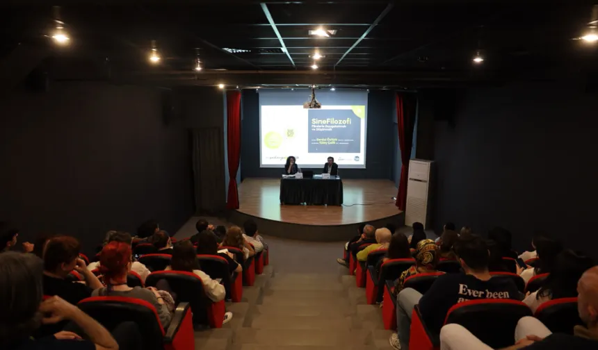 Sinemaseverler 'SineFilozofi' söyleşisinde...