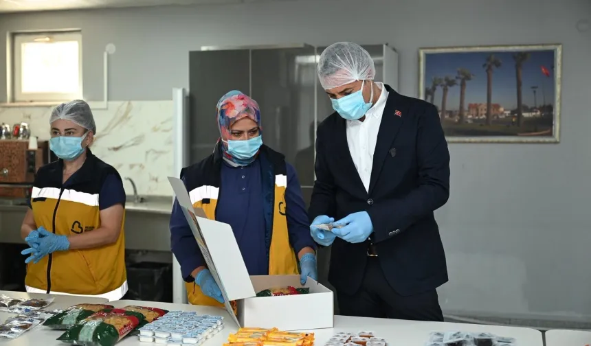 Balıkesir'de öğrencilere beslenme paketi desteği