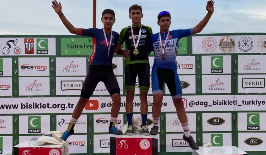 Büyükşehir'in pedalları Türkiye Şampiyonası'nda madalyaları topladı
