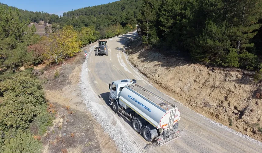Bursa Keles'in üç mahallesinde yol mesaisi
