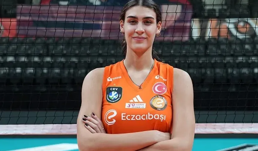 Karmen Aksoy Eczacıbaşı Peron İstanbul'da