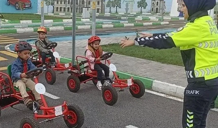 Kilis Trafik Eğitim Parkı'nda öğrencilere trafik eğitimi