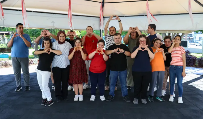 Mersin'de 'Engelsiz Yaşam'dan binlerce kişi faydalandı