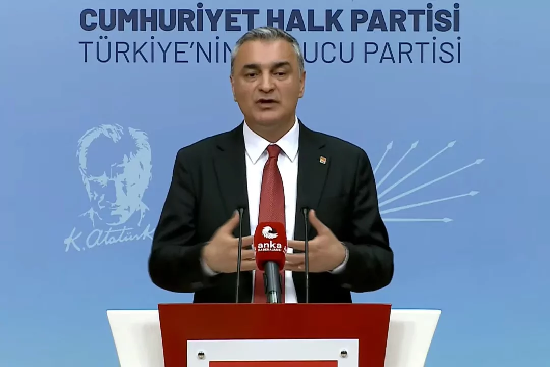 CHP Sözcüsü Sarı'dan istifalara ilişkin açıklama: Hayırlı uğurlu olsun