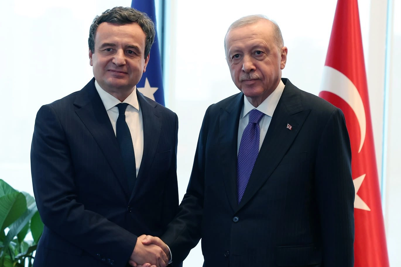 Cumhurbaşkanı Erdoğan, Kosova Başbakanı'nı Türkevi'nde kabul etti